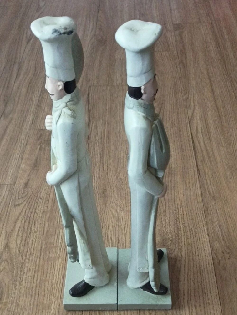 Vintage-Style Chef Figurine Set Decorative Kitchen Statues